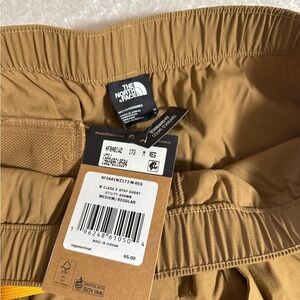 The North Face Men's Utility Shorts in Brown